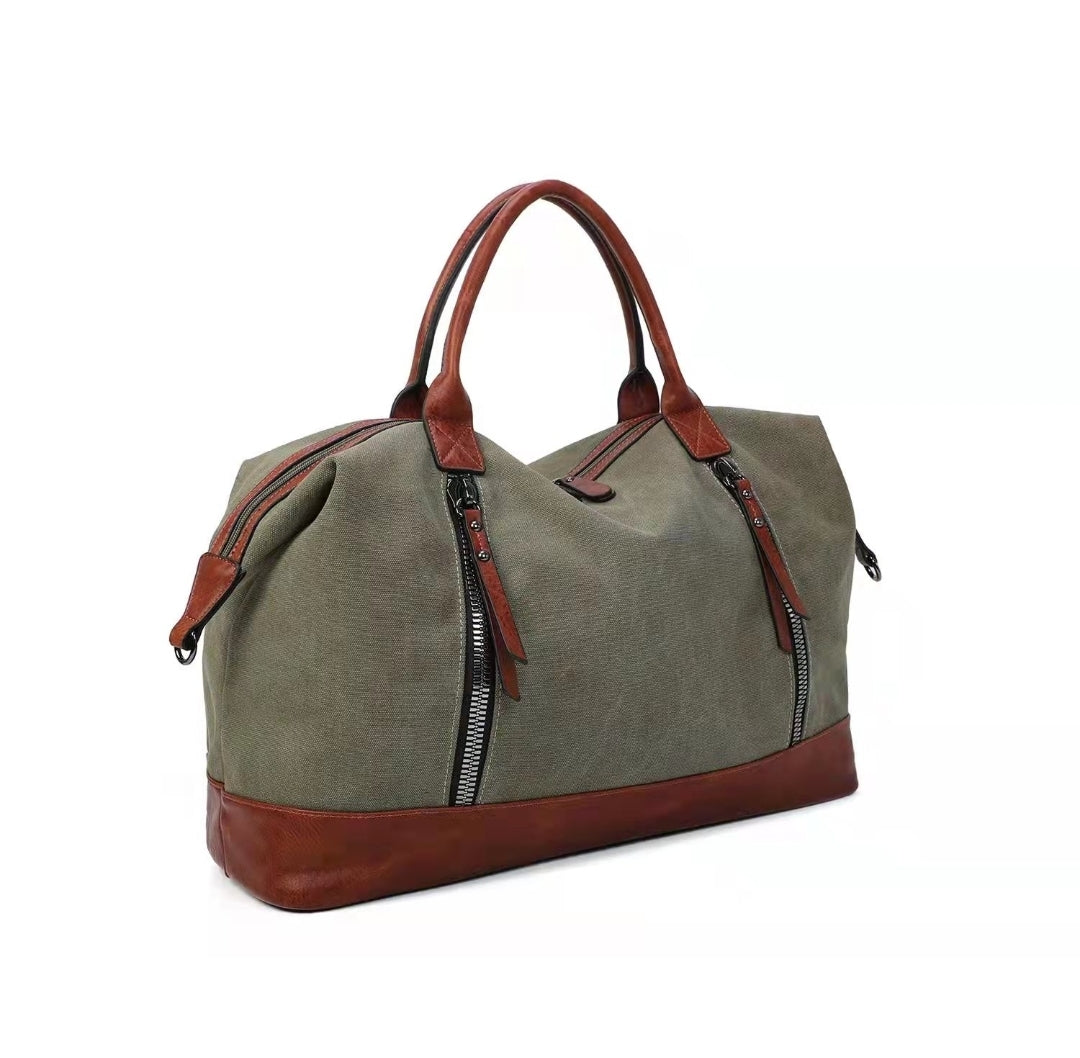 Ines Delaure | Nova Weekender