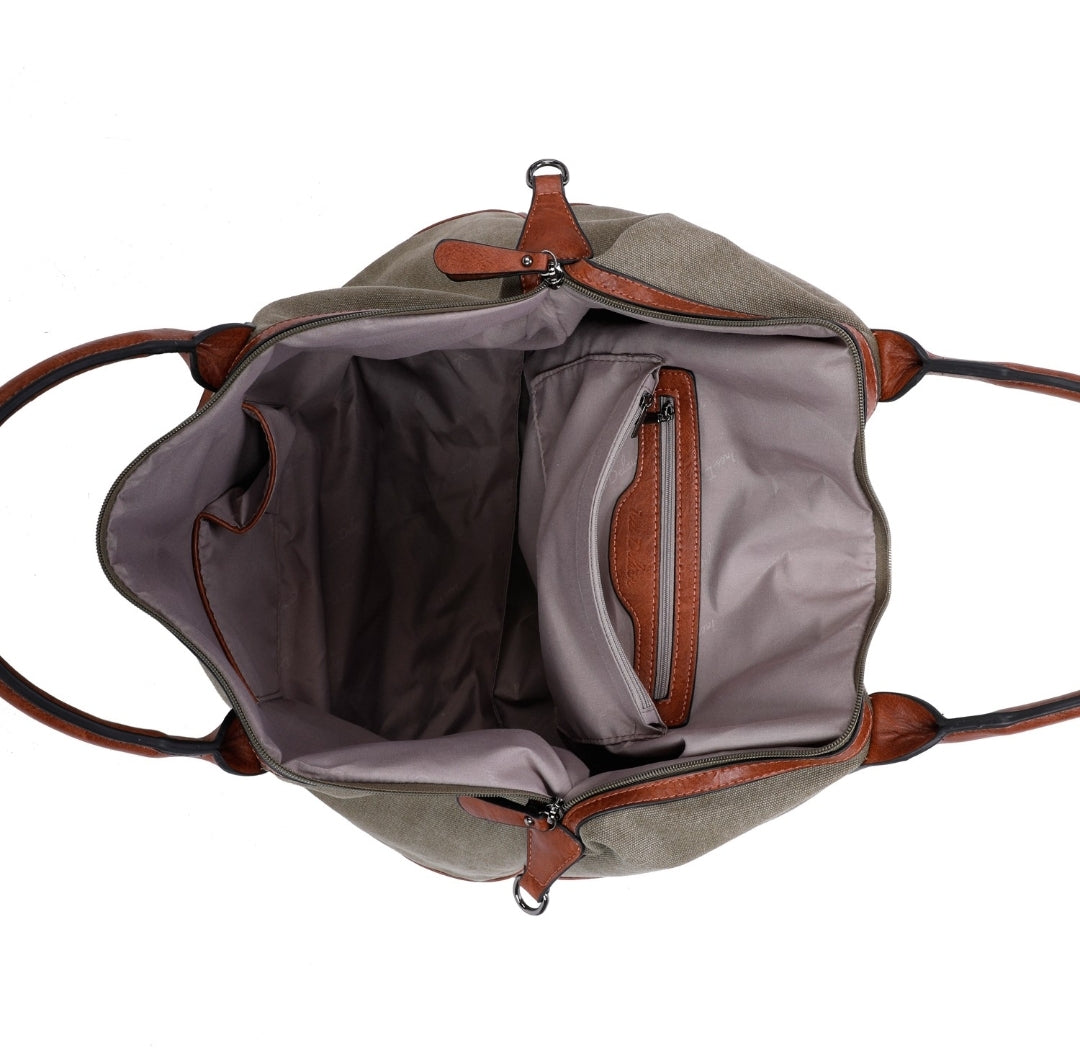 Ines Delaure | Nova Weekender