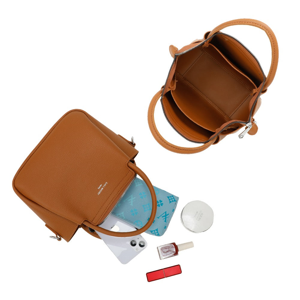 Gallantry | Isabella Crossbody Bag