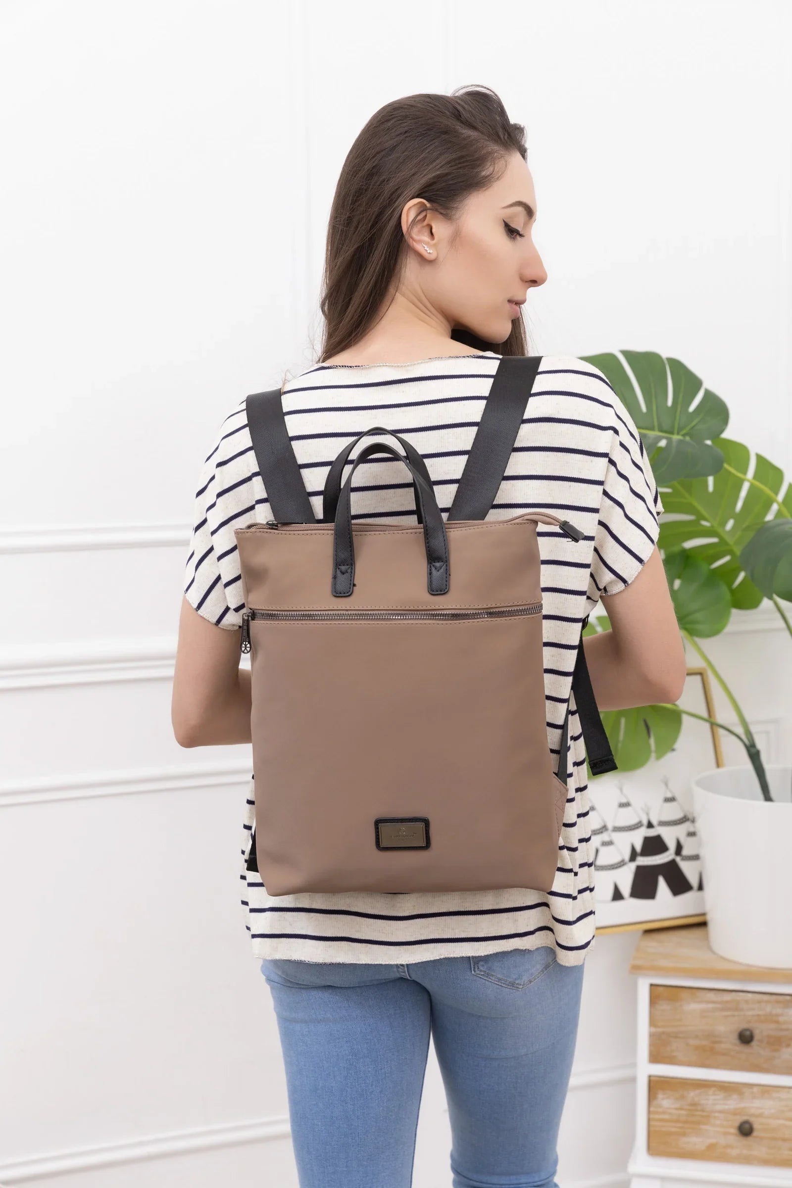 Gallantry | Linde Backpack